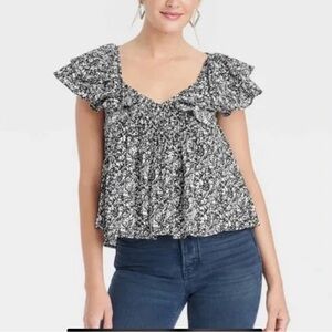 Floral Black and White Women's Top